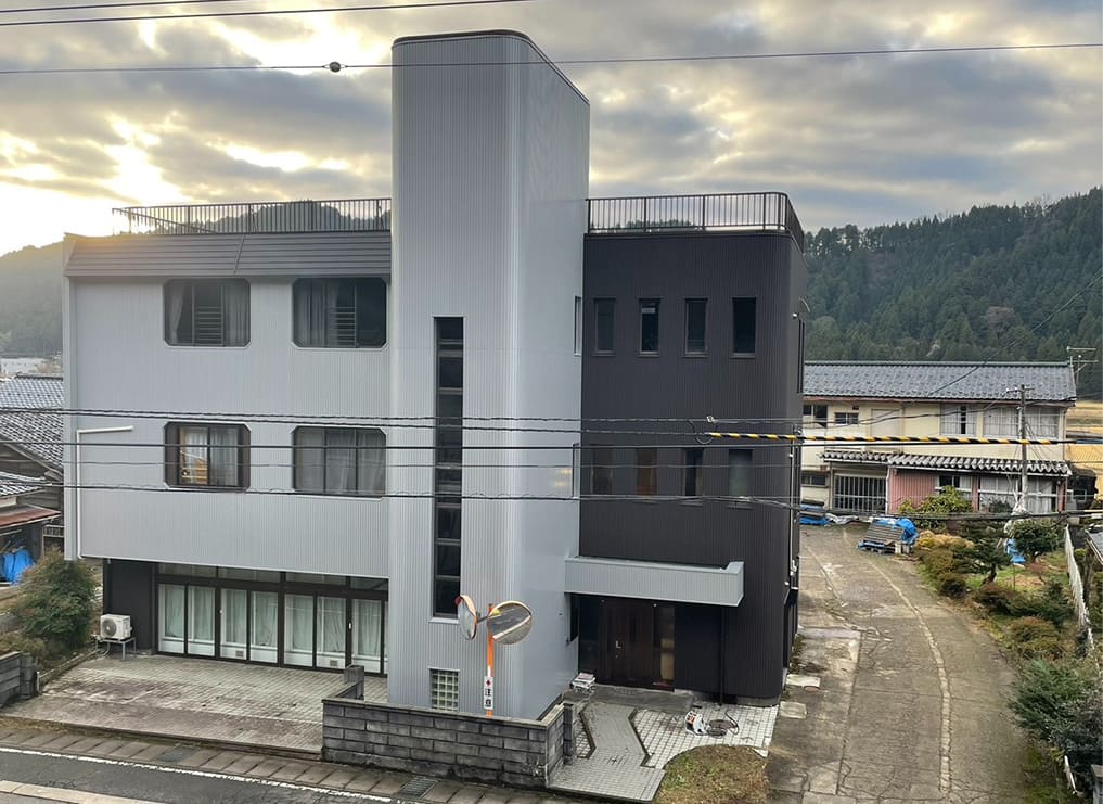 第二工場外観写真